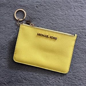 Michael Kors Jet Set Travel Wallet